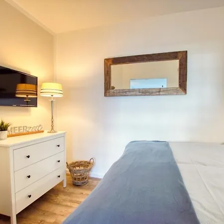 - Haus Q, App 0q0105 *